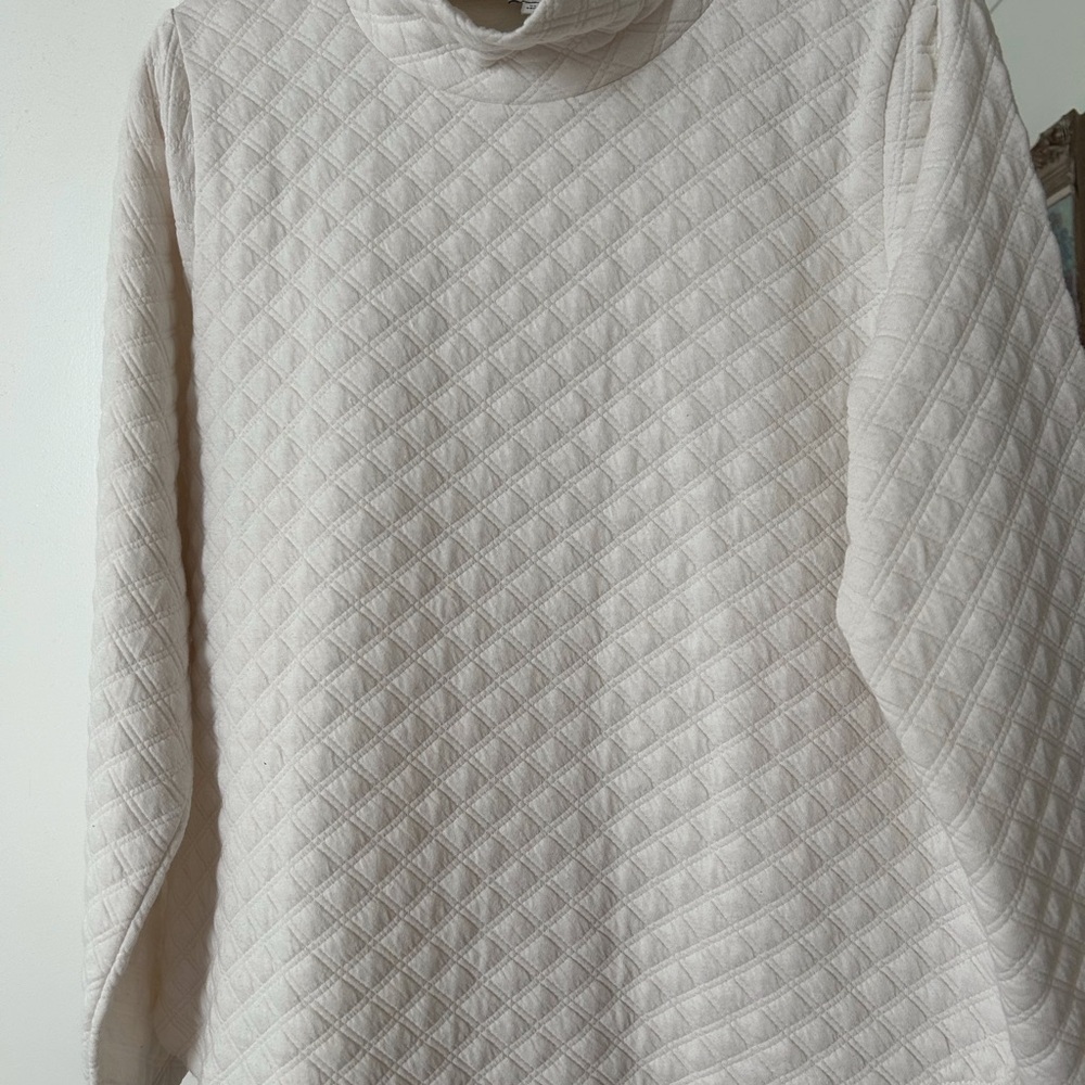 Women’s J. Crew Quilted Top.  Ivory color. Size L.